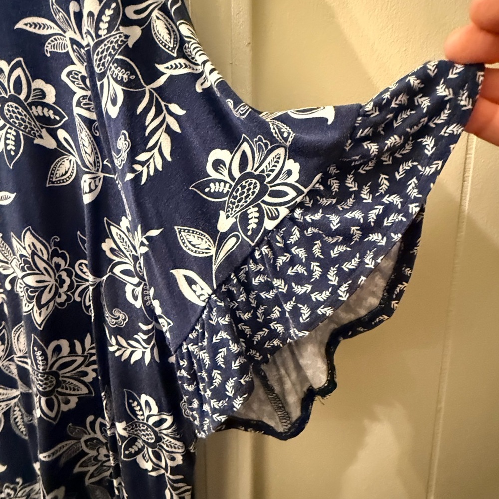 Kim Rogers 3x Navy Floral Scoop Neck Top in GUC - Picture 4 of 6
